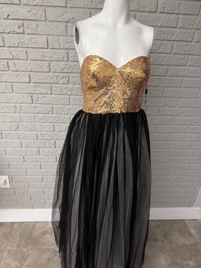 Renz Bridal Gold Sequin Off Shoulder Black Tulle Dress Size 6